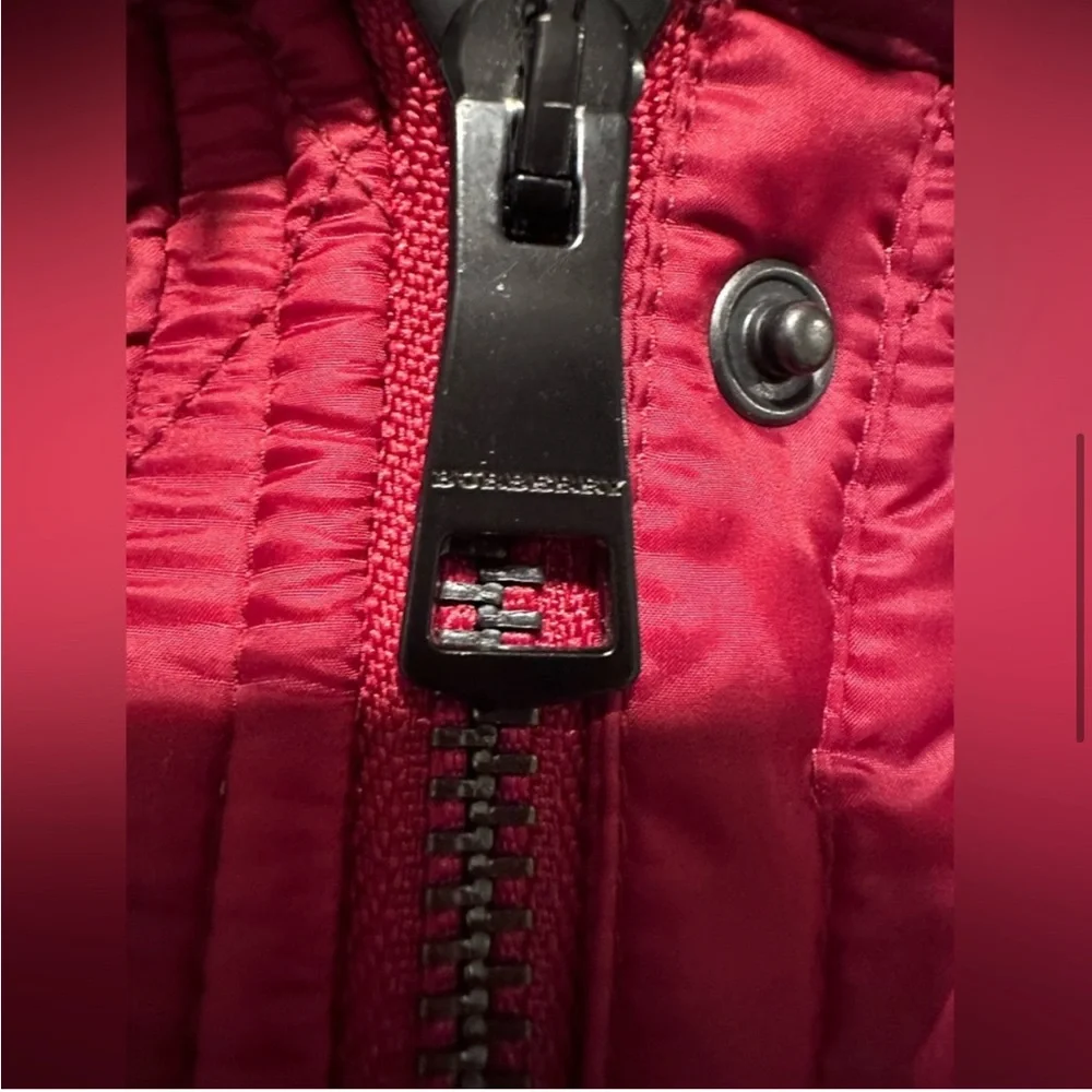 Burberry Red Quilted Women's Jacket - Picture 4 of 5
